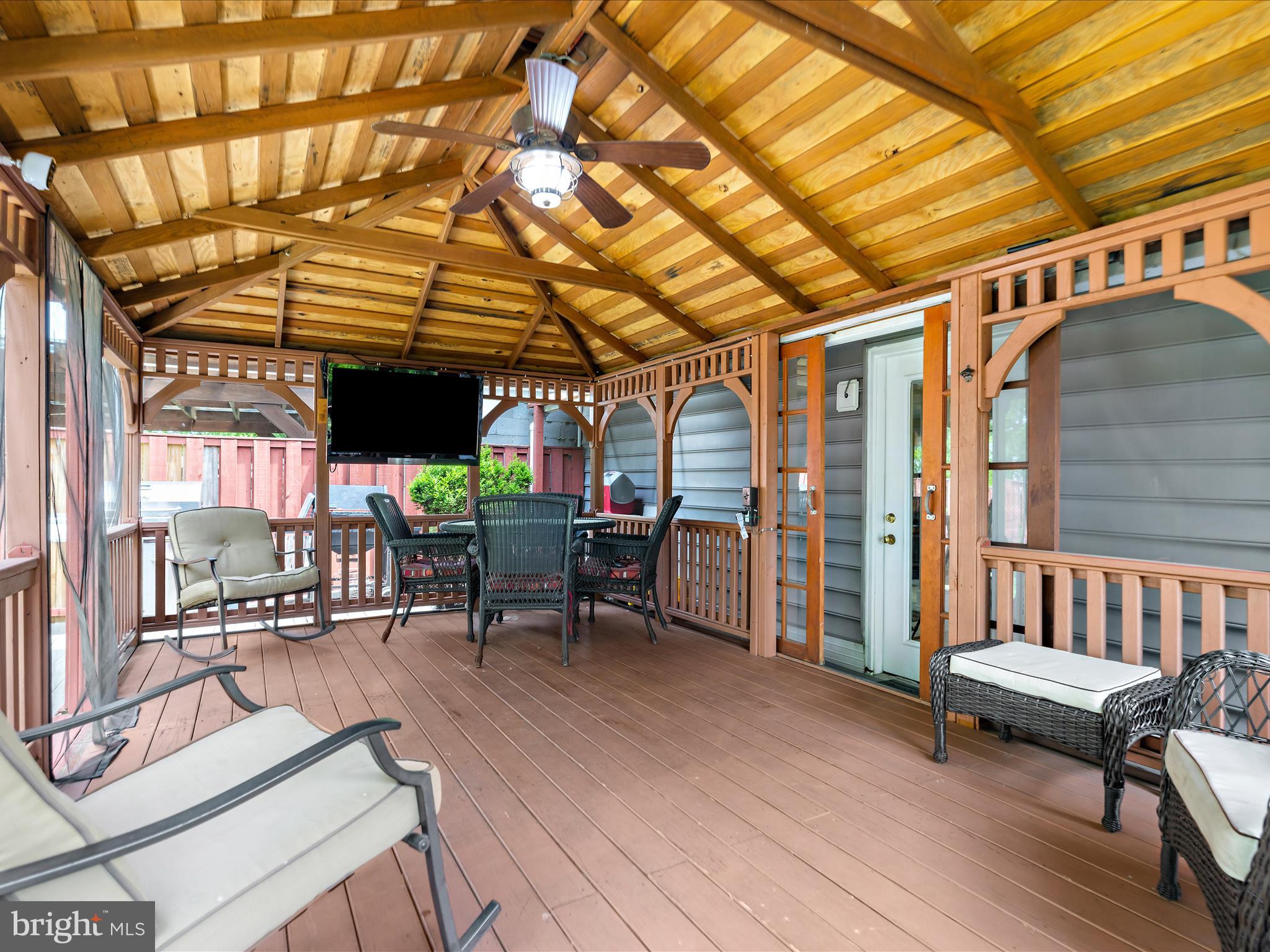 RIVERA BEACH - Residential