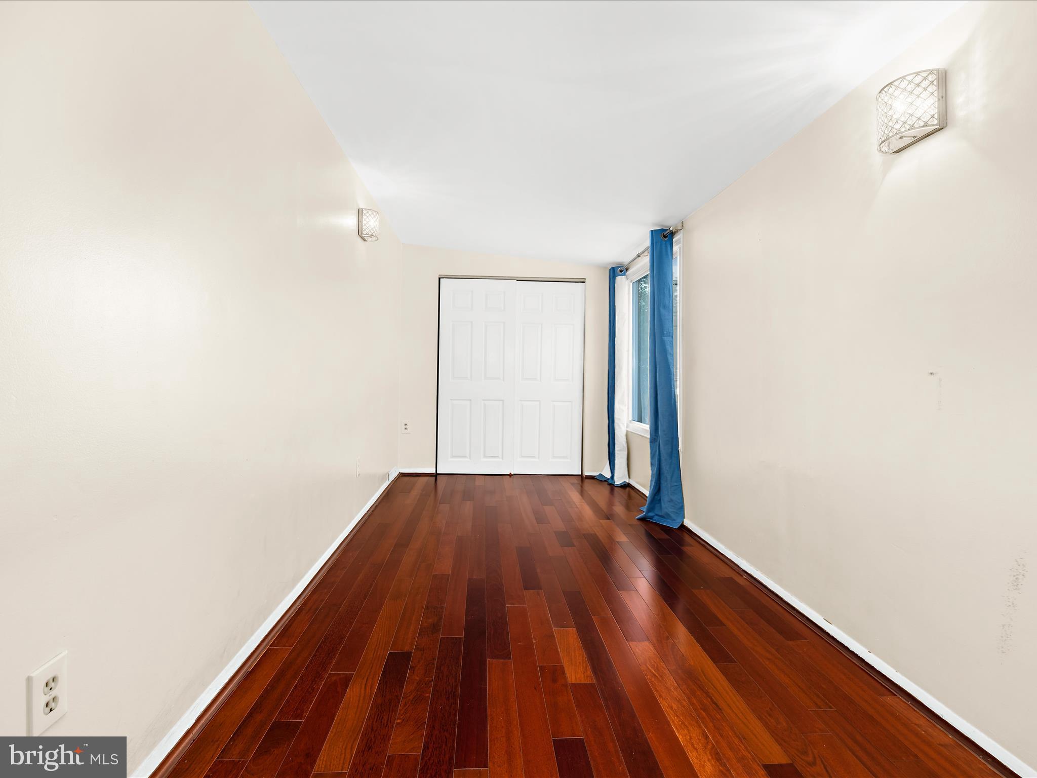 RIVERA BEACH - Residential