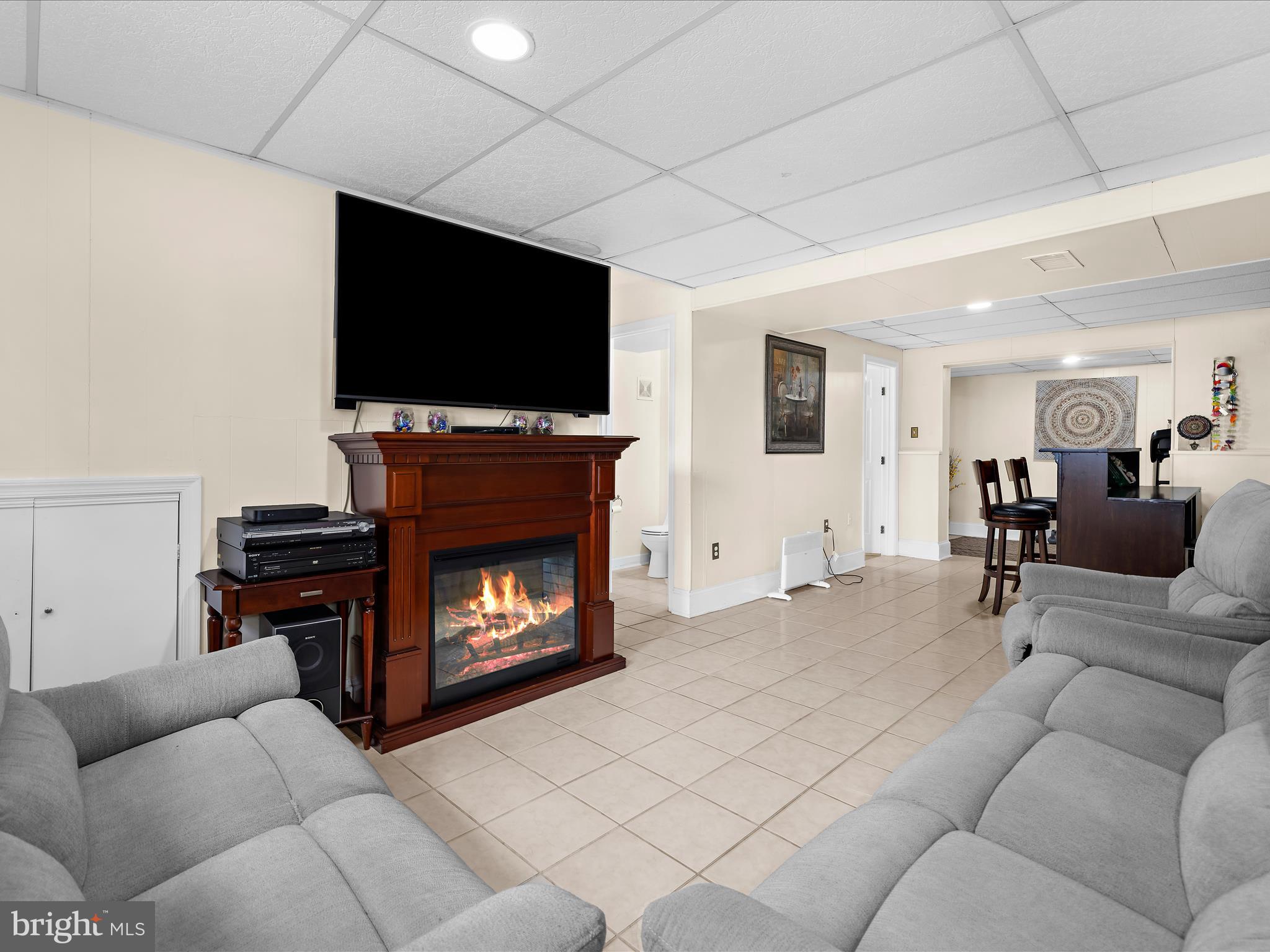 RIVERA BEACH - Residential