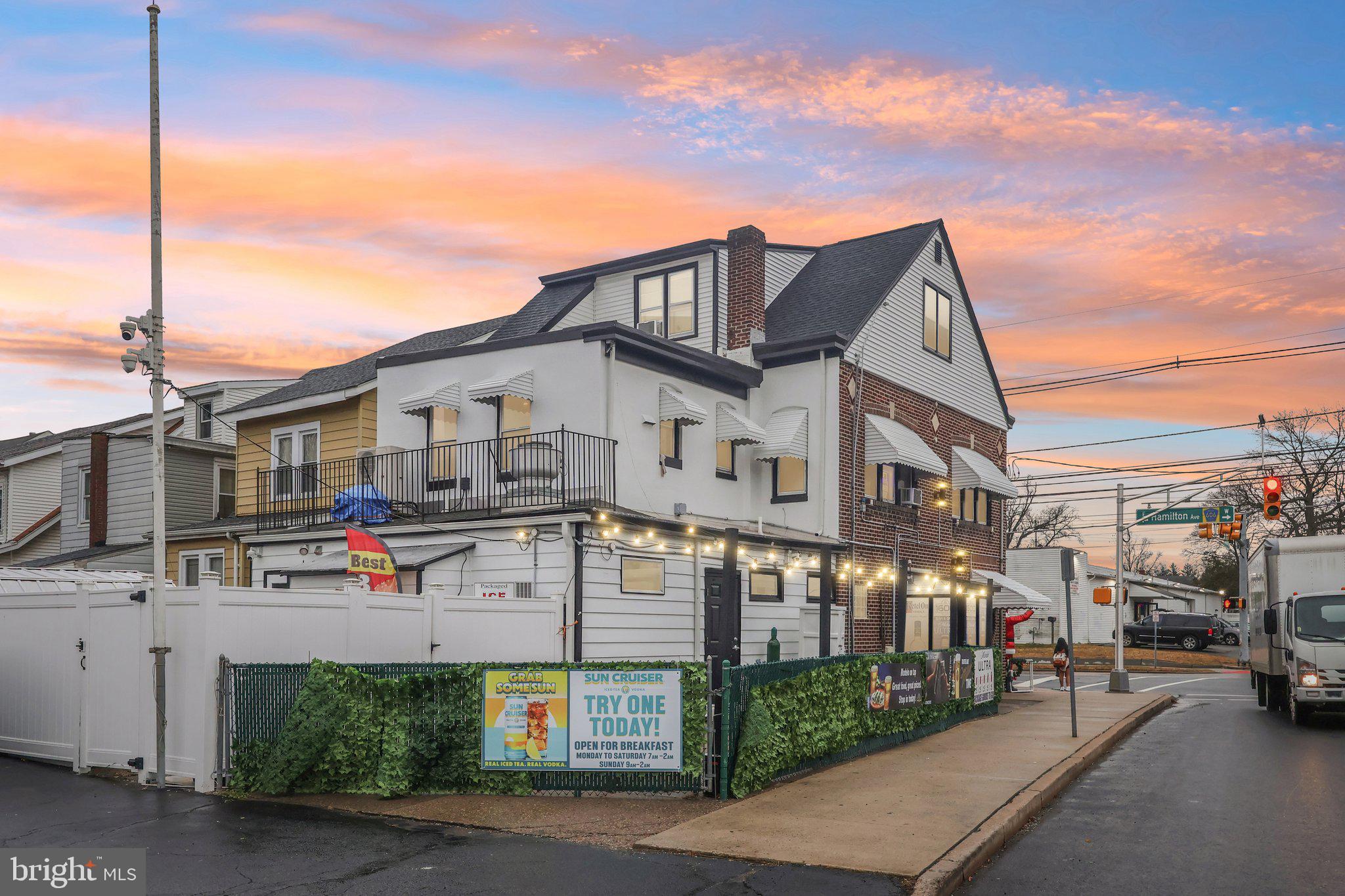 1600 HAMILTON AVENUE