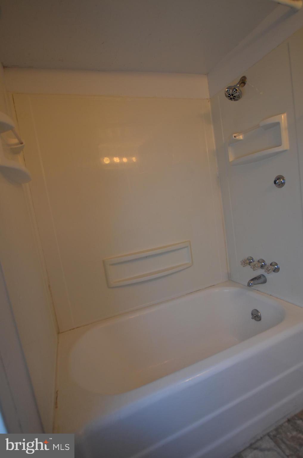 OLD NEW CASTLE - Residential