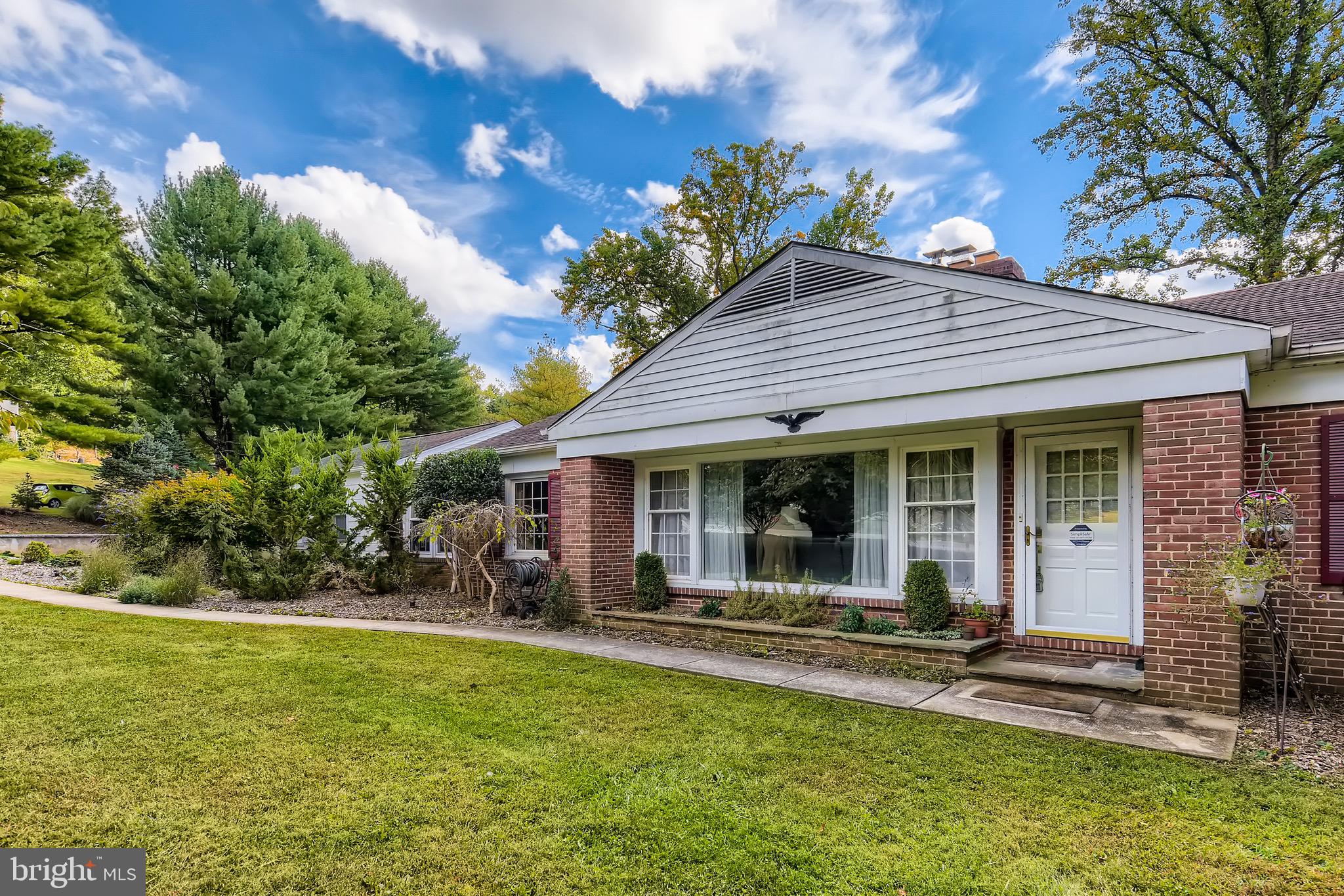 HAMPTON - Residential