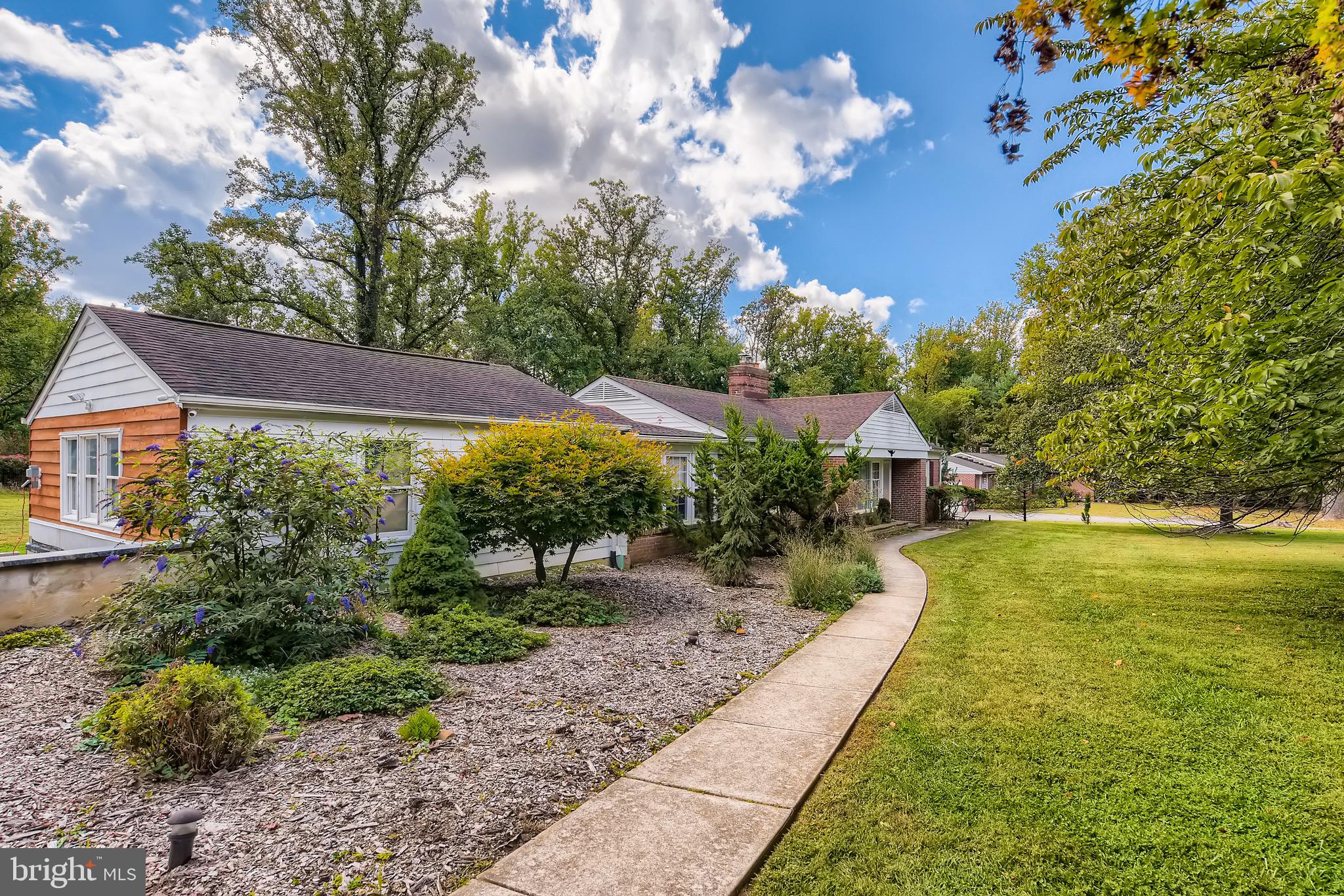 HAMPTON - Residential