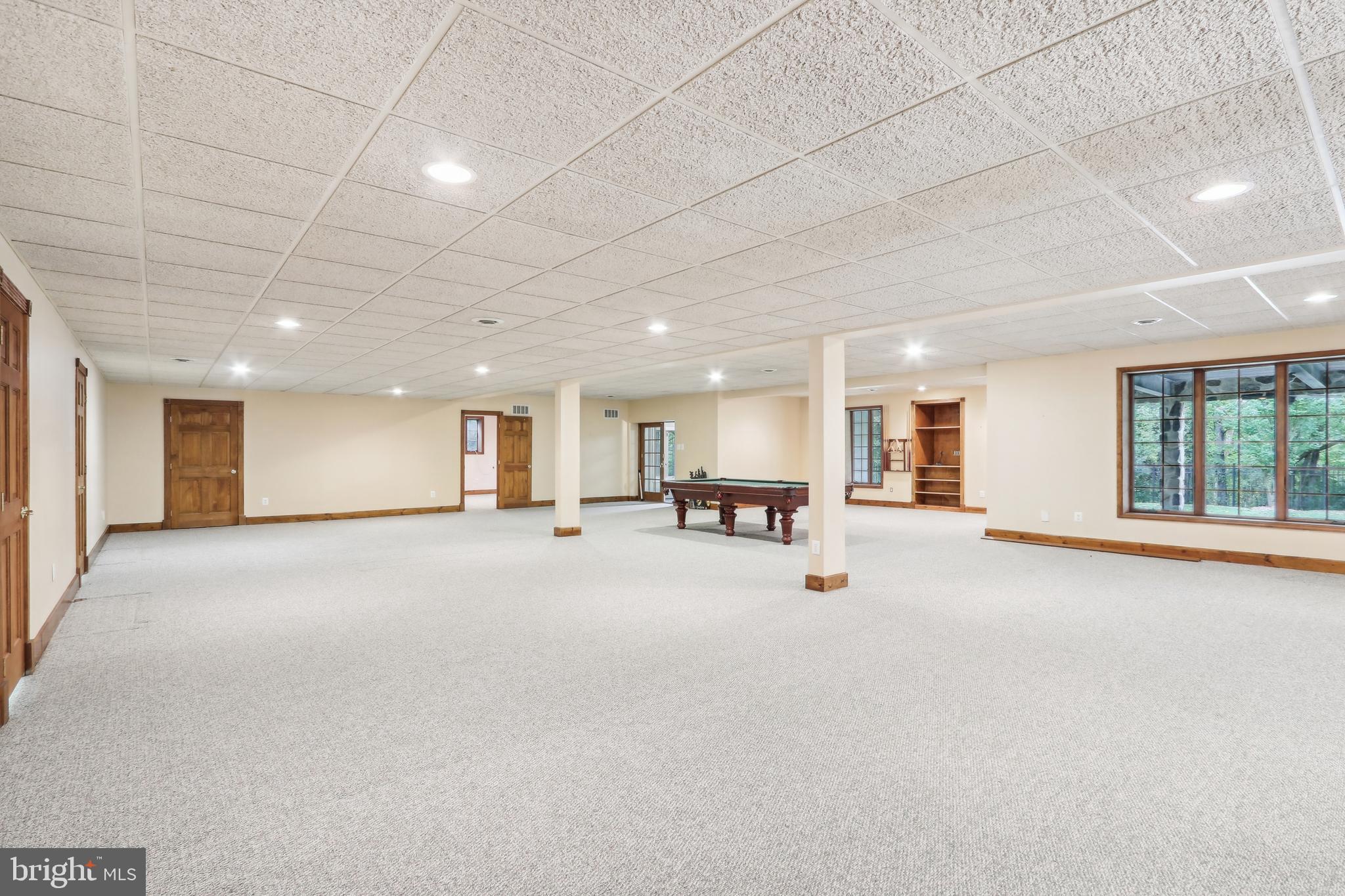 RADNOR HUNT - Residential