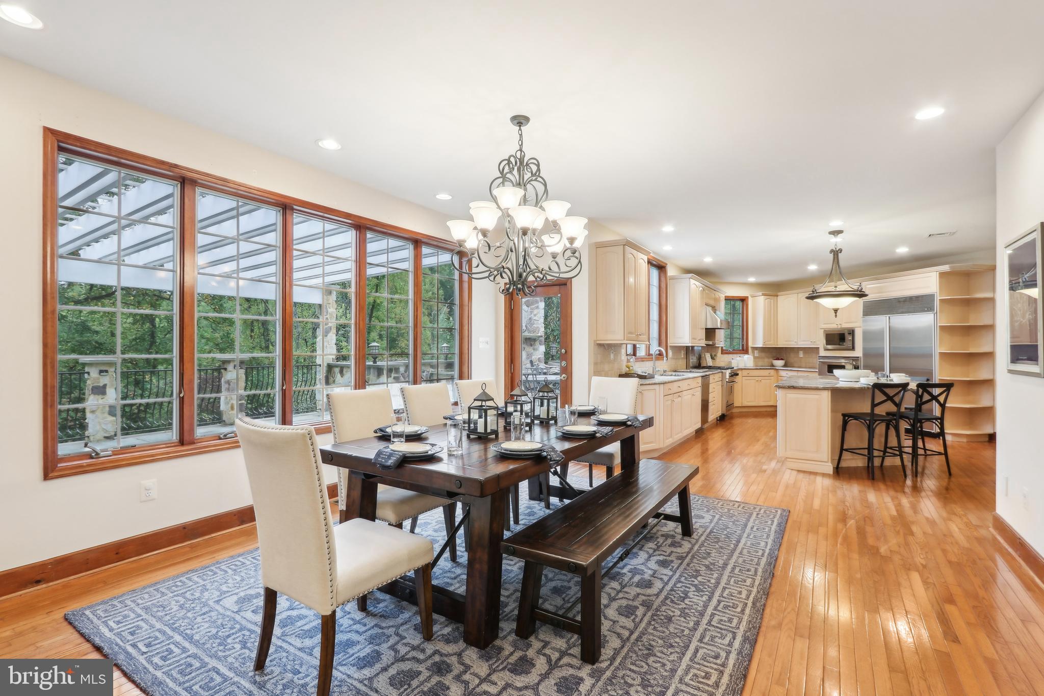 RADNOR HUNT - Residential