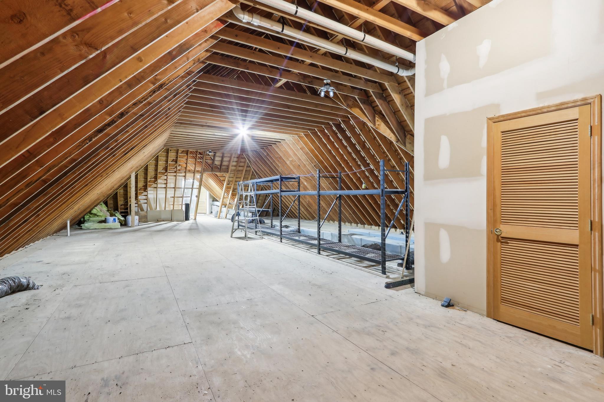 RADNOR HUNT - Residential