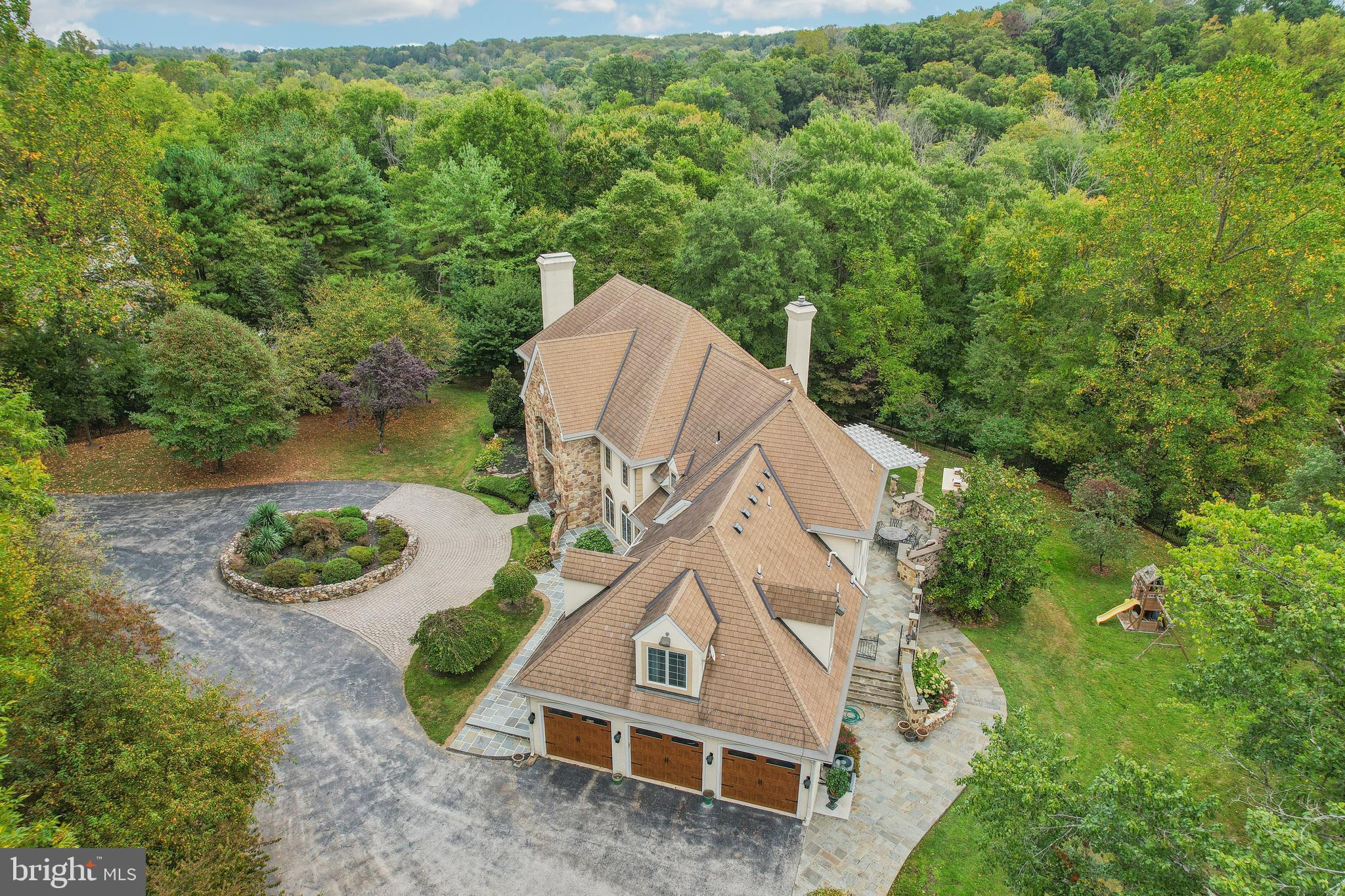 RADNOR HUNT - Residential