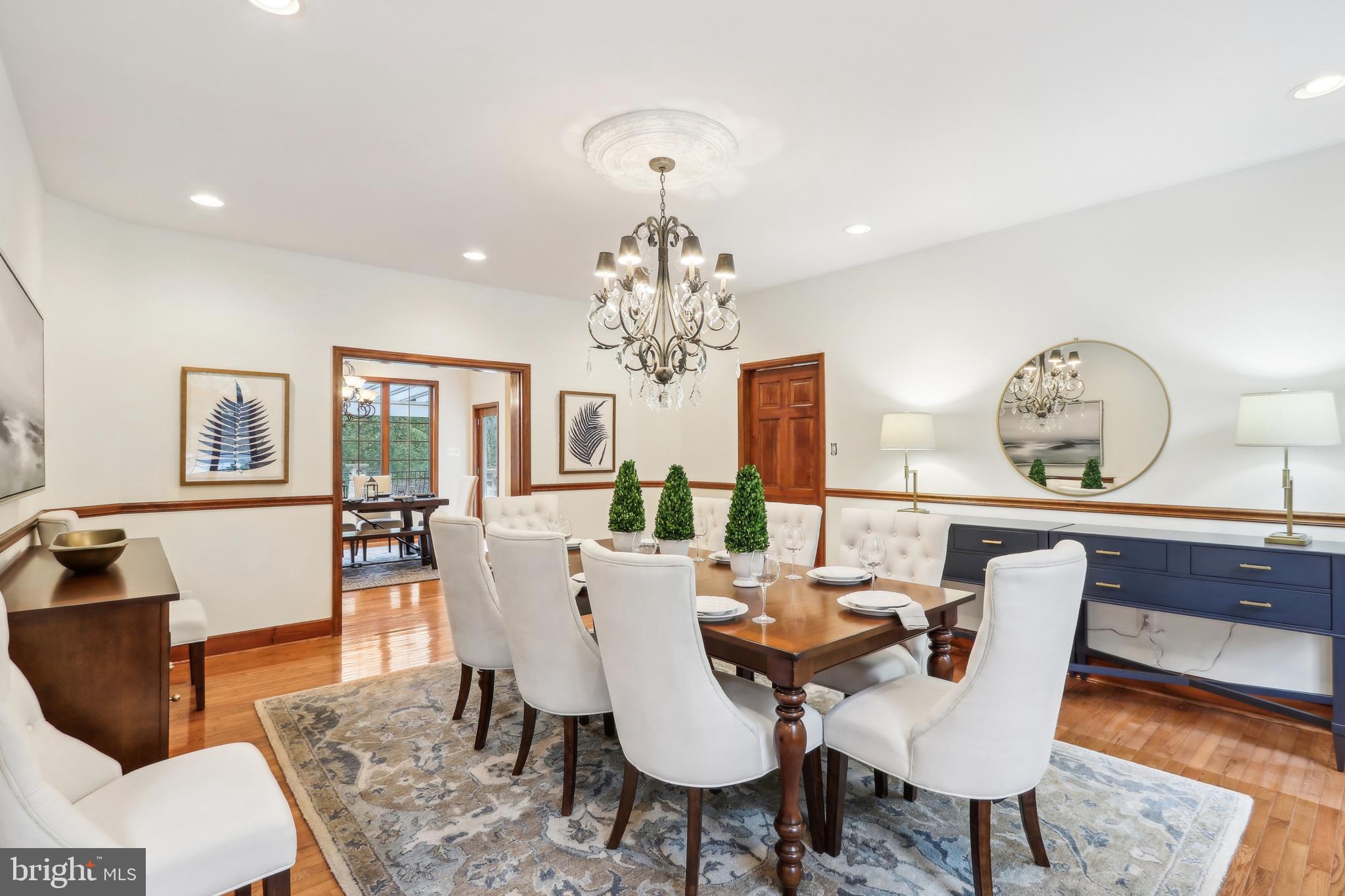 RADNOR HUNT - Residential