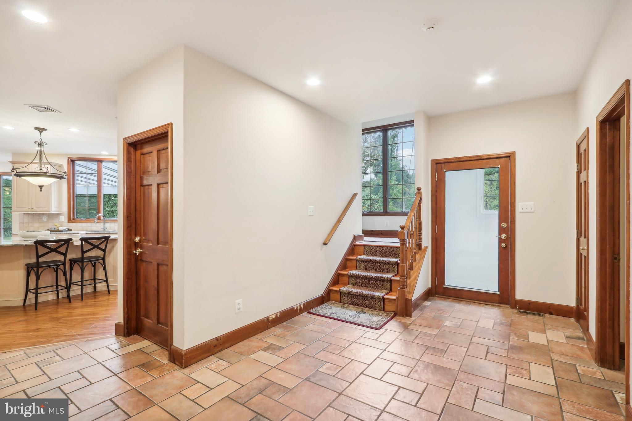 RADNOR HUNT - Residential