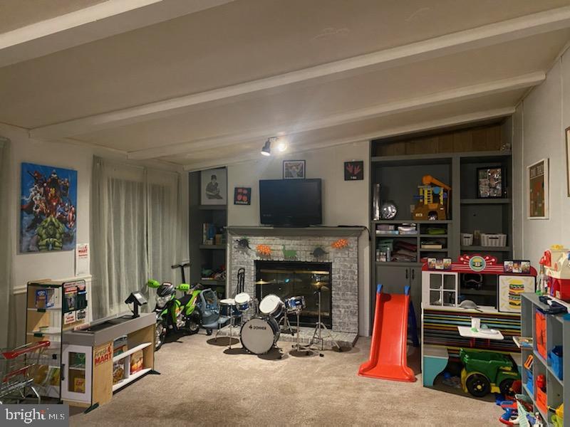 M & G MHP - Residential