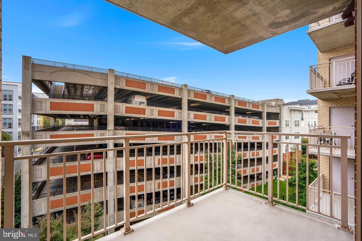 WILTON HOUSE - Residential Lease