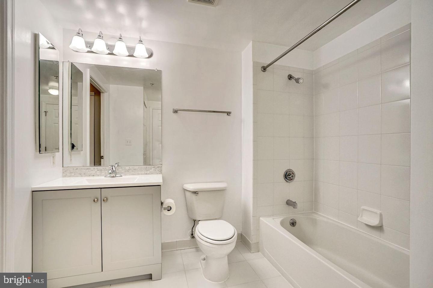 WILTON HOUSE - Residential Lease