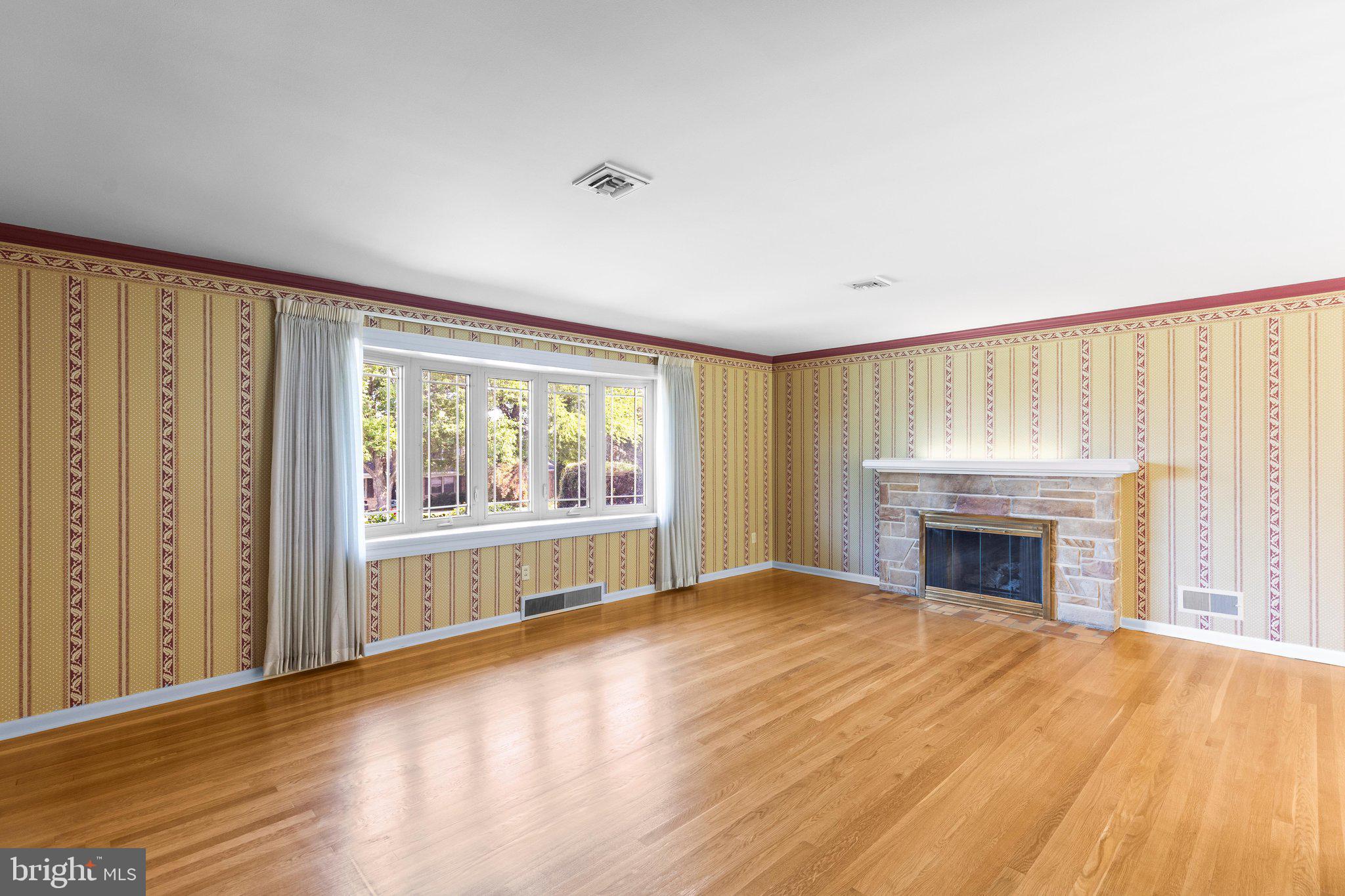 118 SHELBOURNE DRIVE
