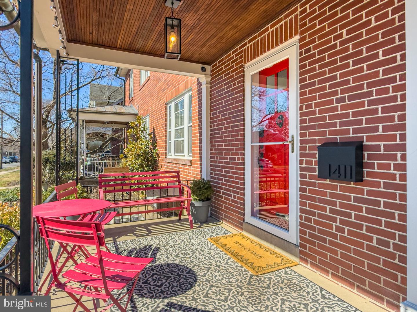 1411 GARFIELD AVENUE