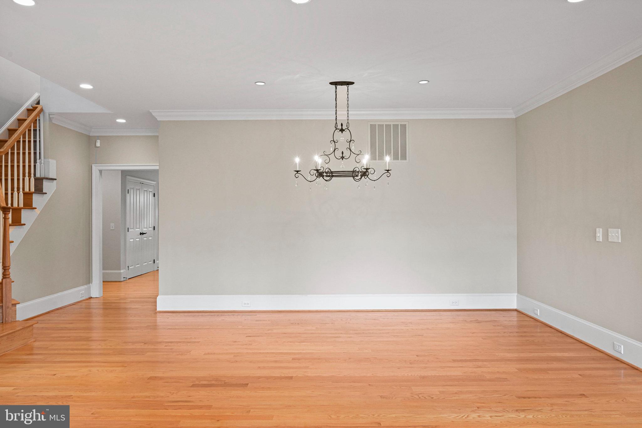 EL NIDO ESTATES - Residential