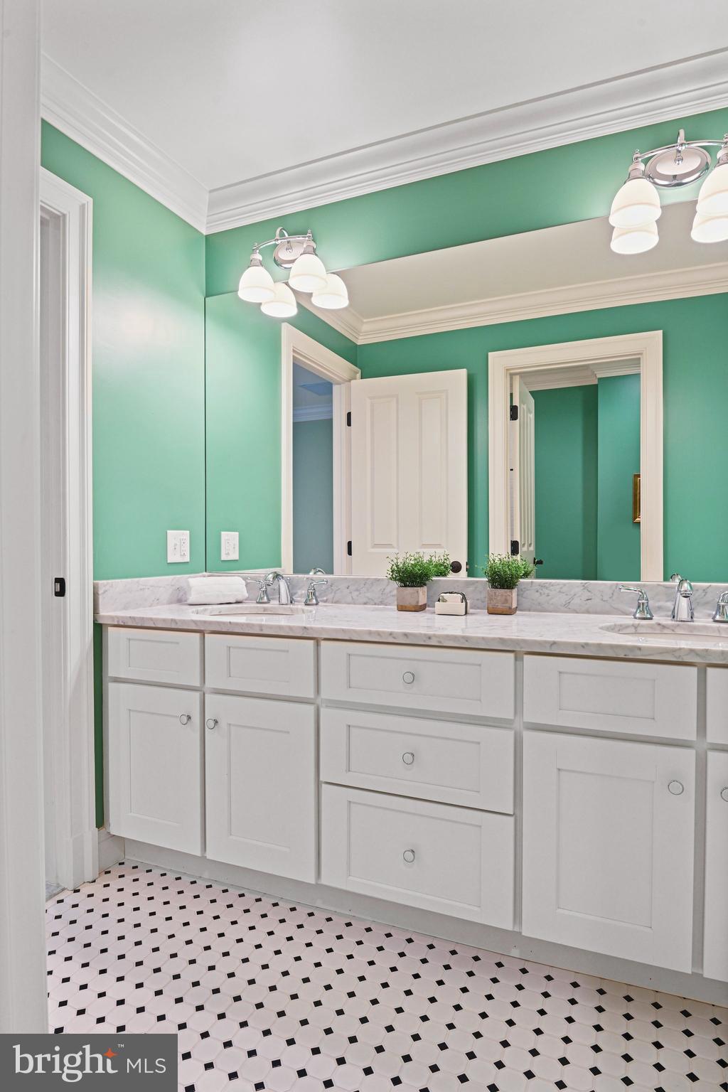 EL NIDO ESTATES - Residential