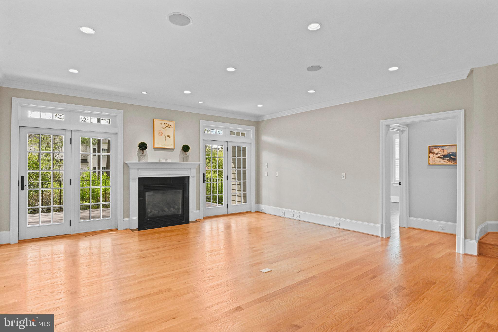 EL NIDO ESTATES - Residential