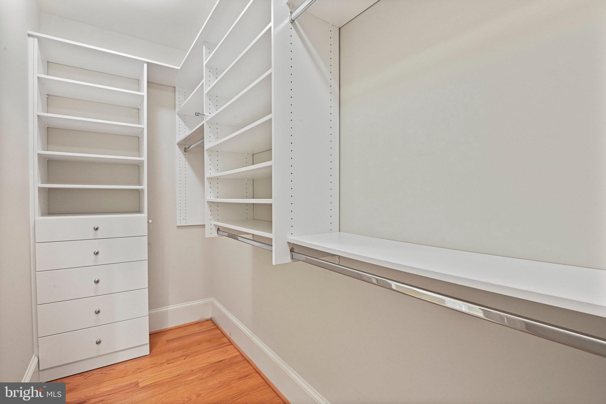 EL NIDO ESTATES - Residential