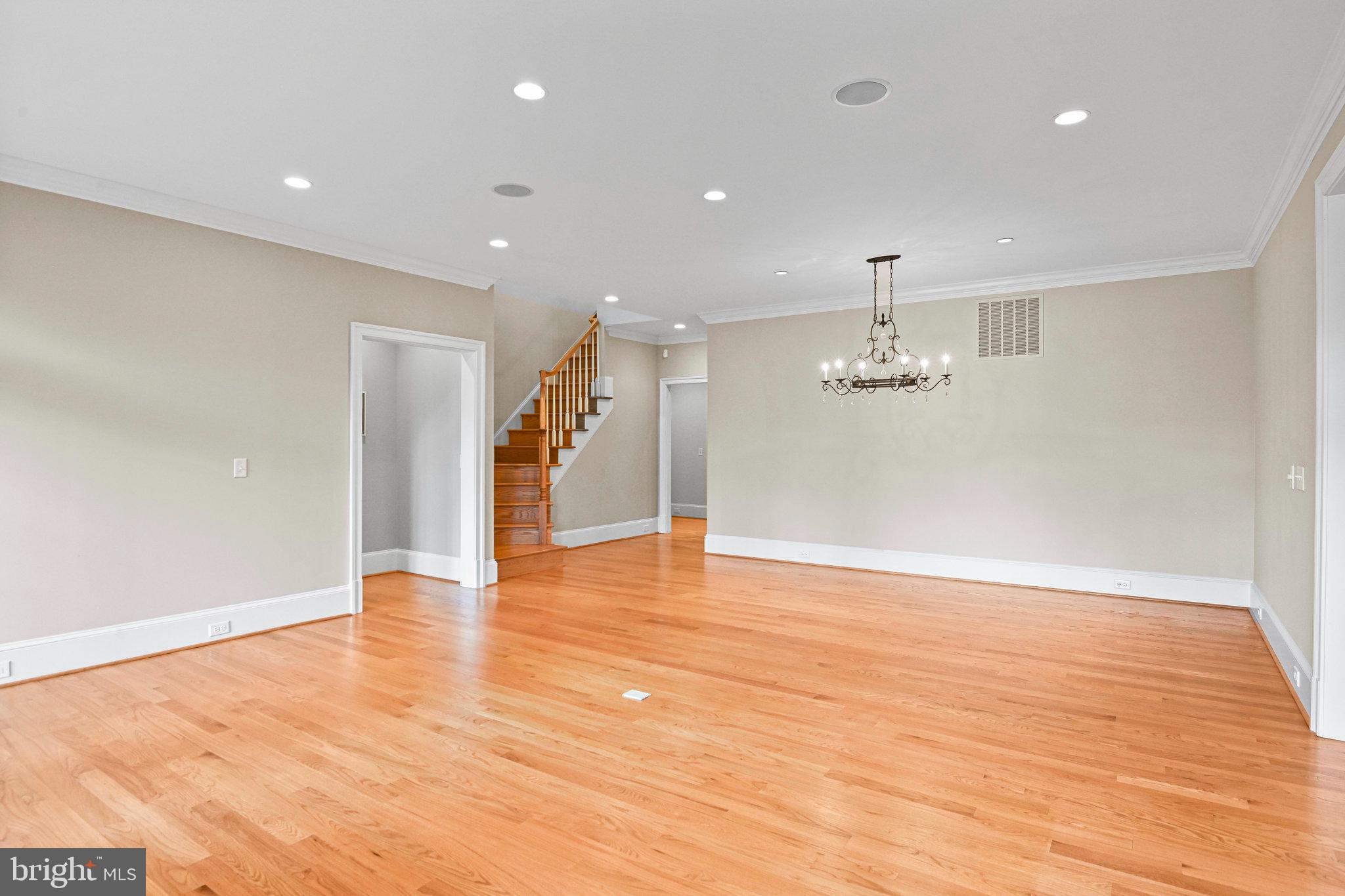 EL NIDO ESTATES - Residential