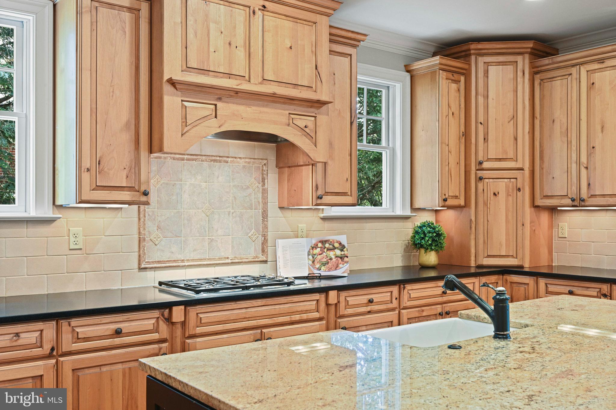 EL NIDO ESTATES - Residential