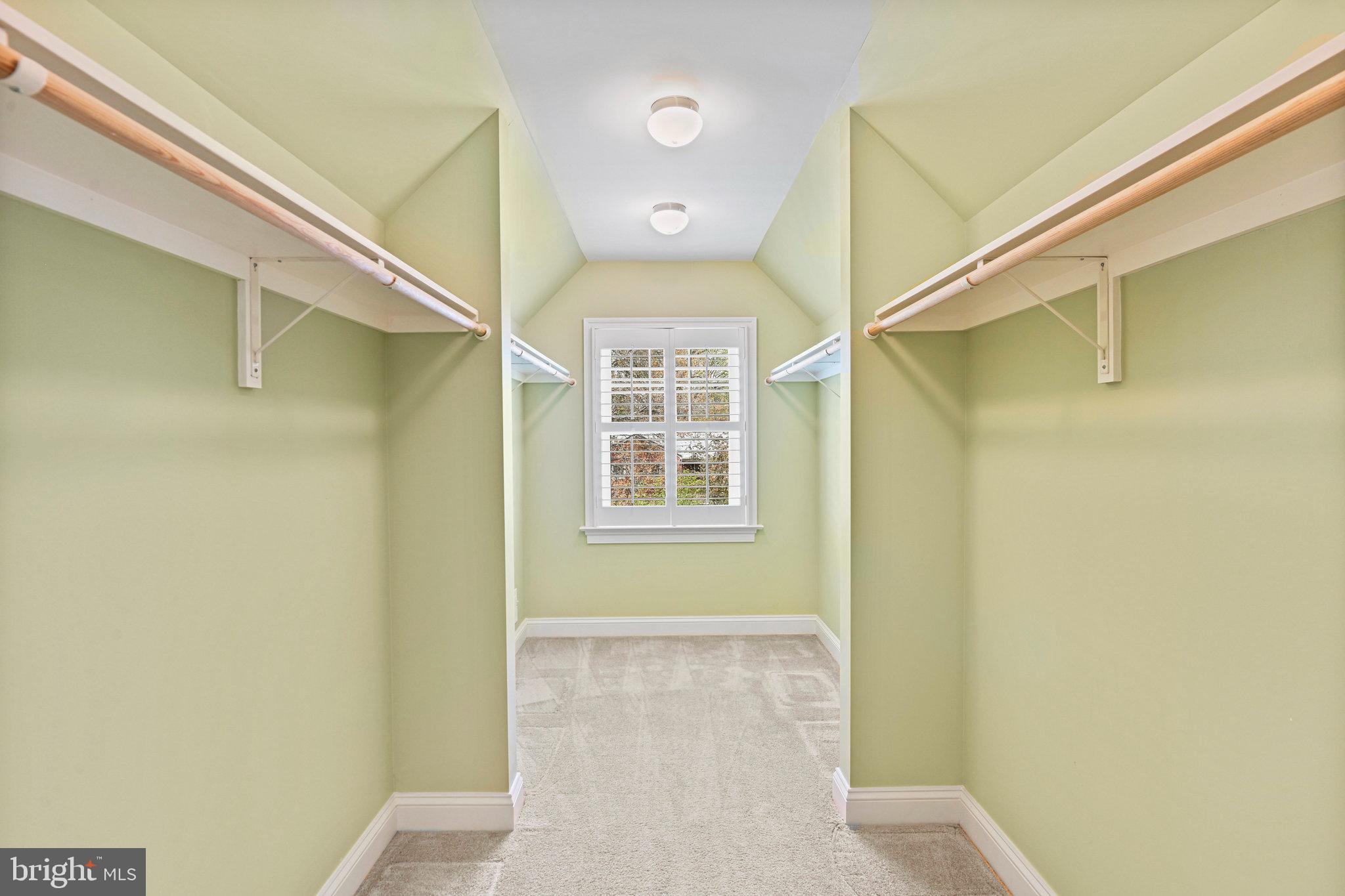 EL NIDO ESTATES - Residential