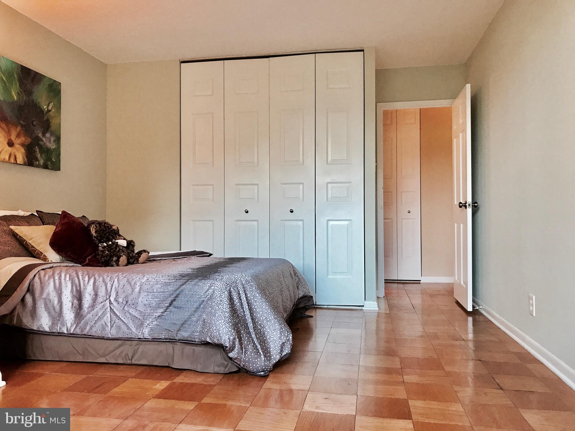 THE ELIZABETH - Residential Lease