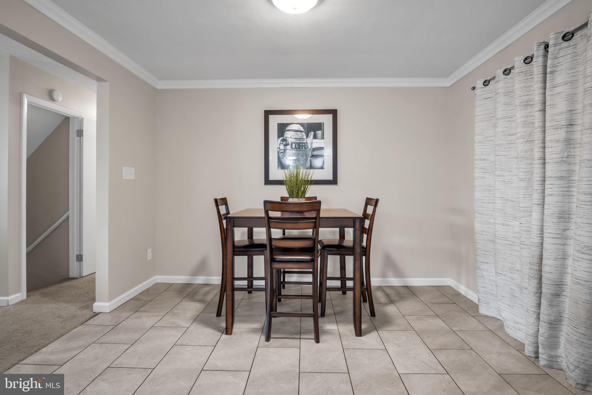 7894 MANOR DRIVE