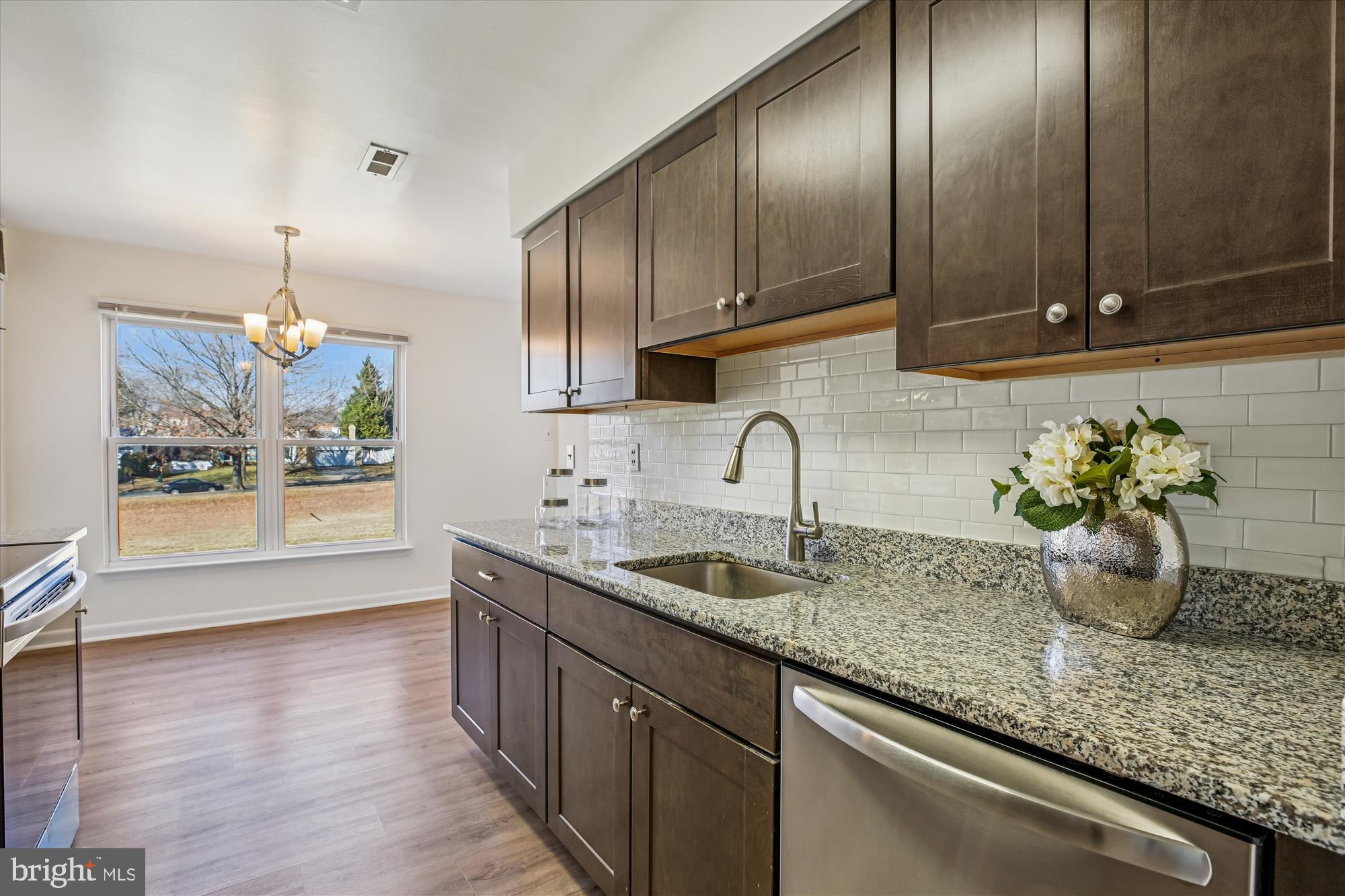 HOMELAND VILLAGE - Residential