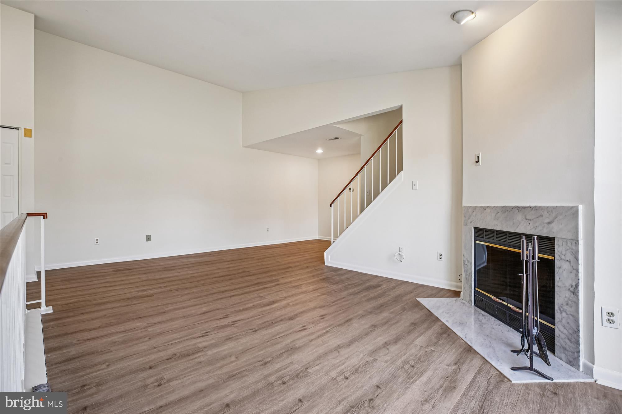 HOMELAND VILLAGE - Residential