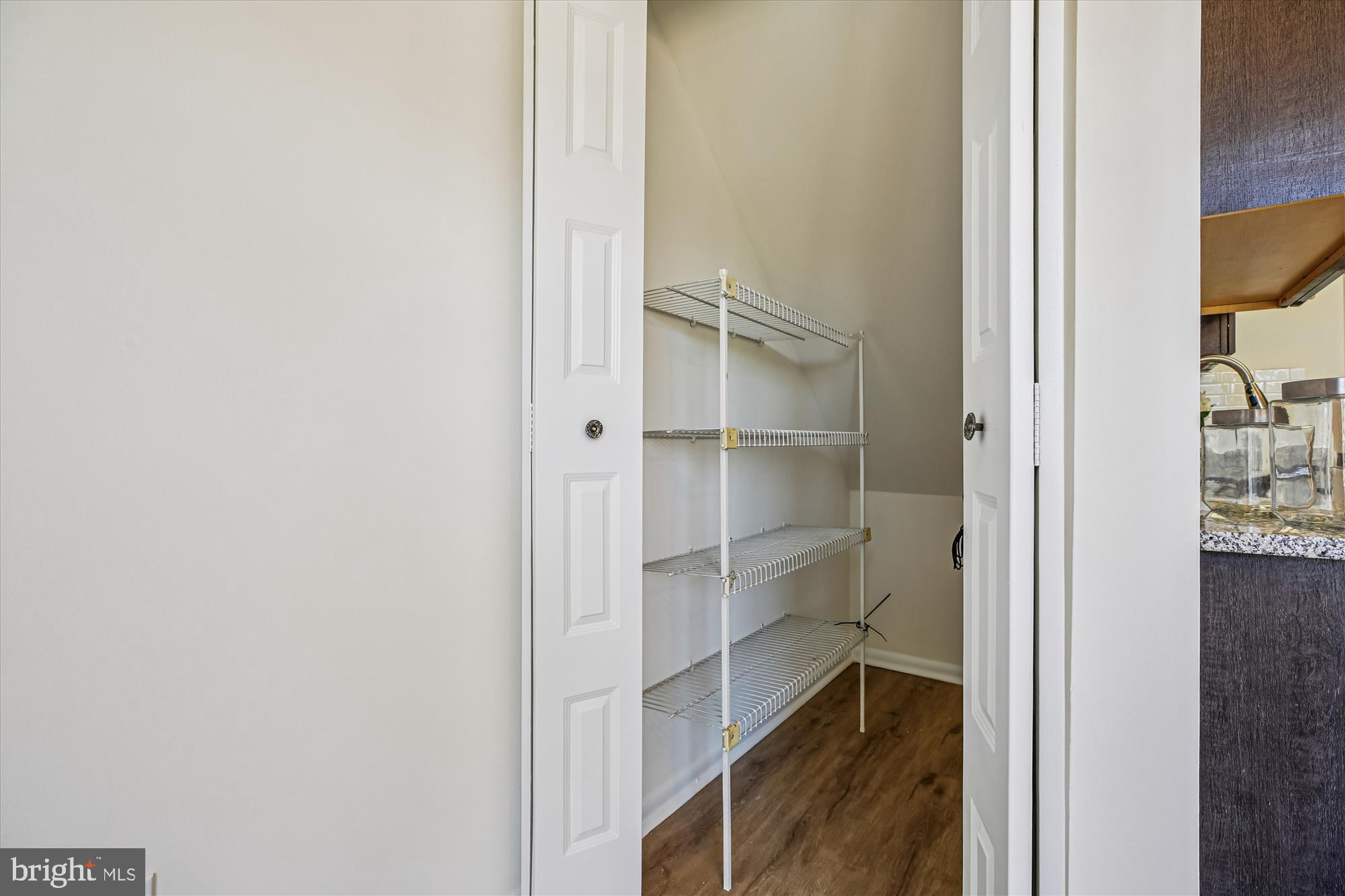 HOMELAND VILLAGE - Residential