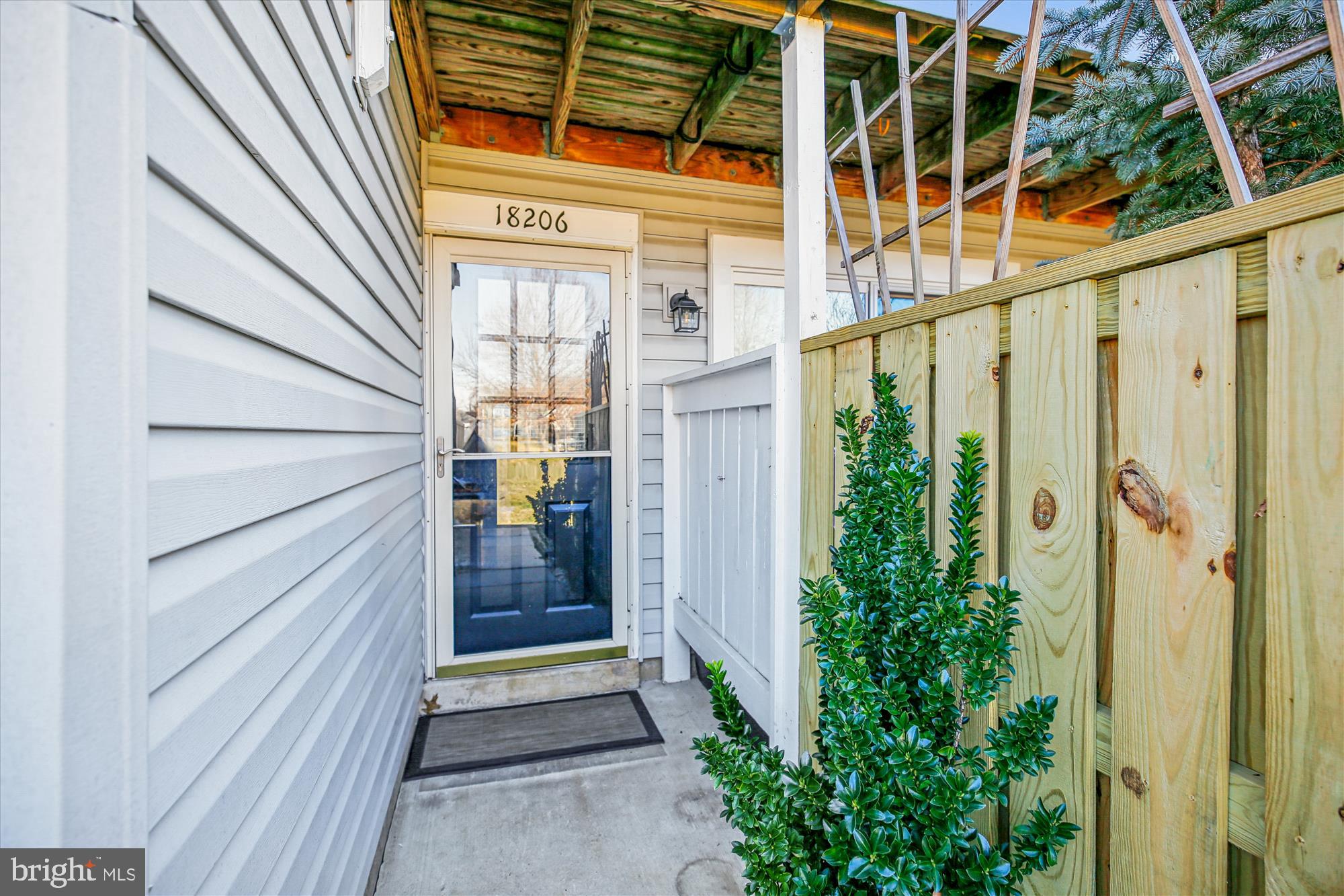 18206 ROLLING MEADOW WAY 182