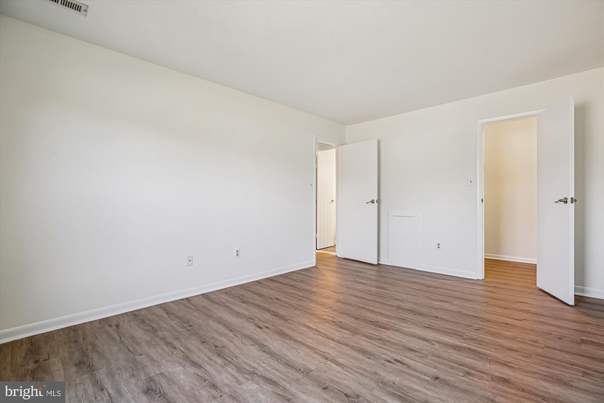 HOMELAND VILLAGE - Residential