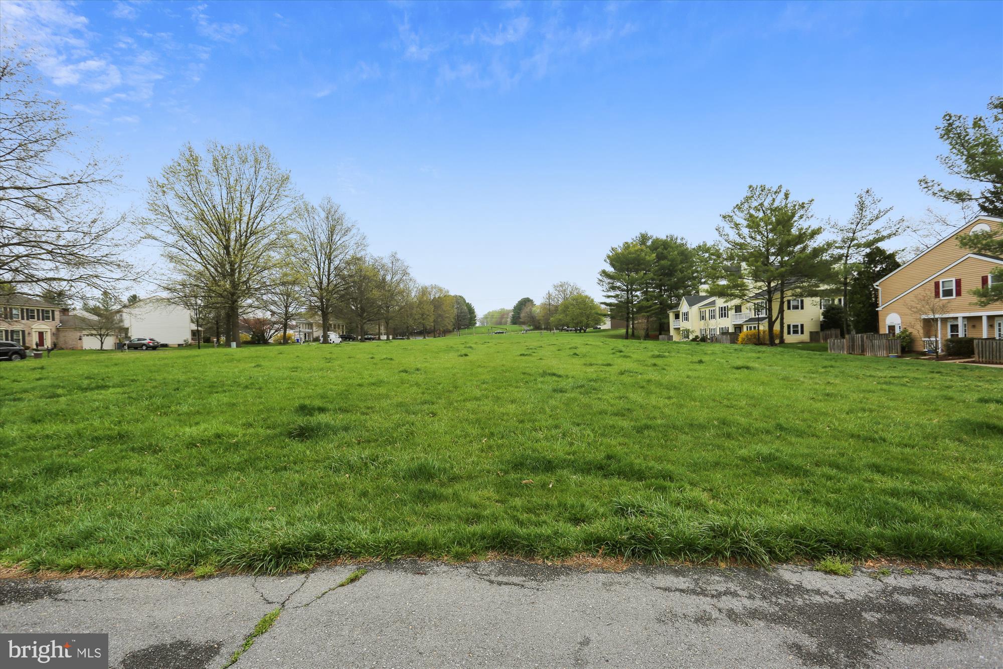 HOMELAND VILLAGE - Residential