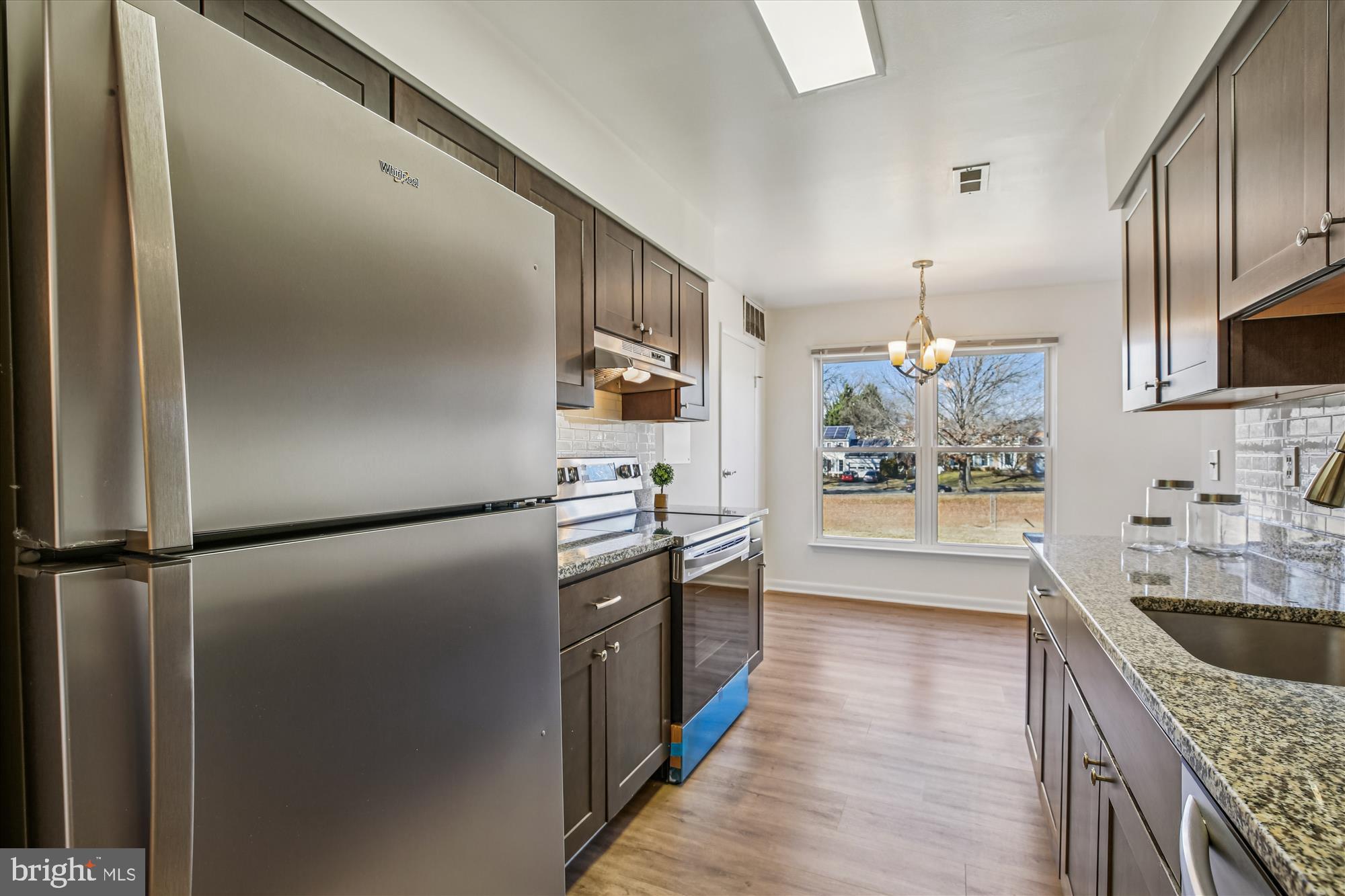 HOMELAND VILLAGE - Residential