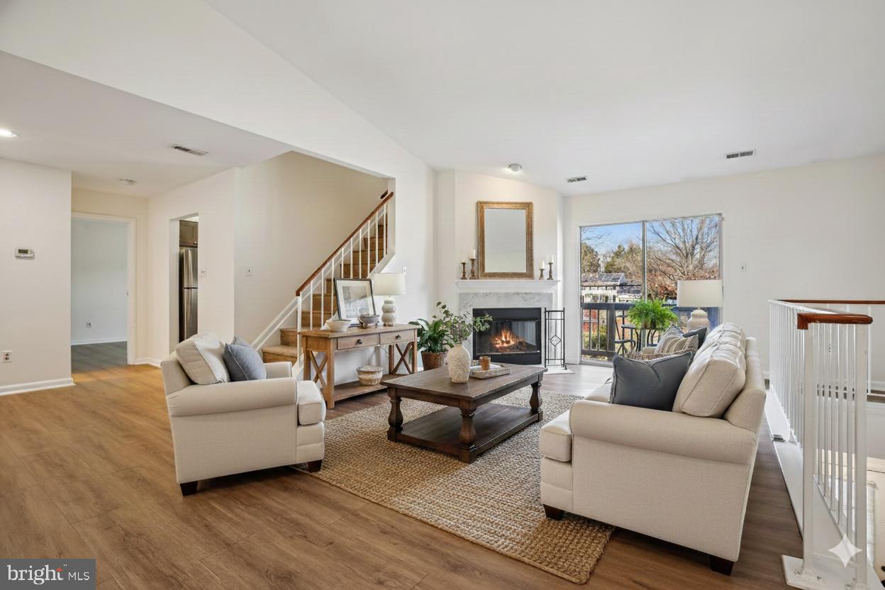 HOMELAND VILLAGE - Residential