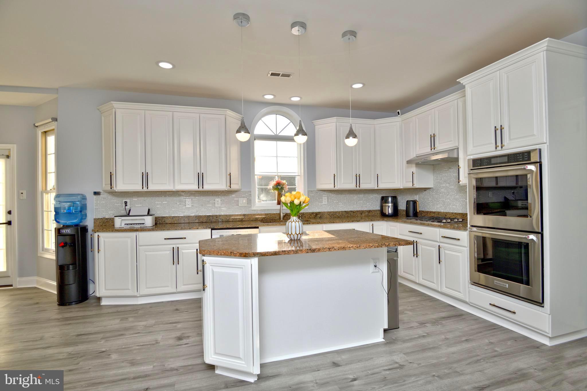 HEATHER LEA - Residential