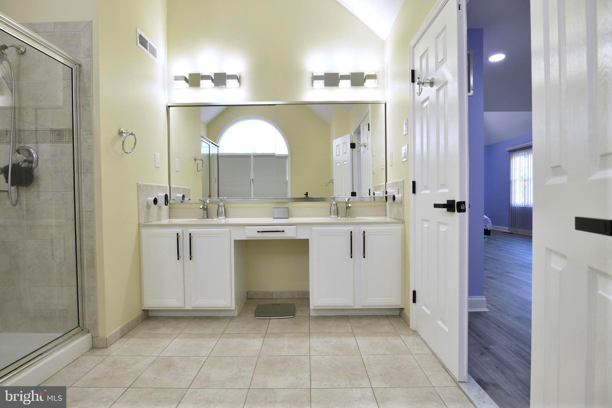 HEATHER LEA - Residential