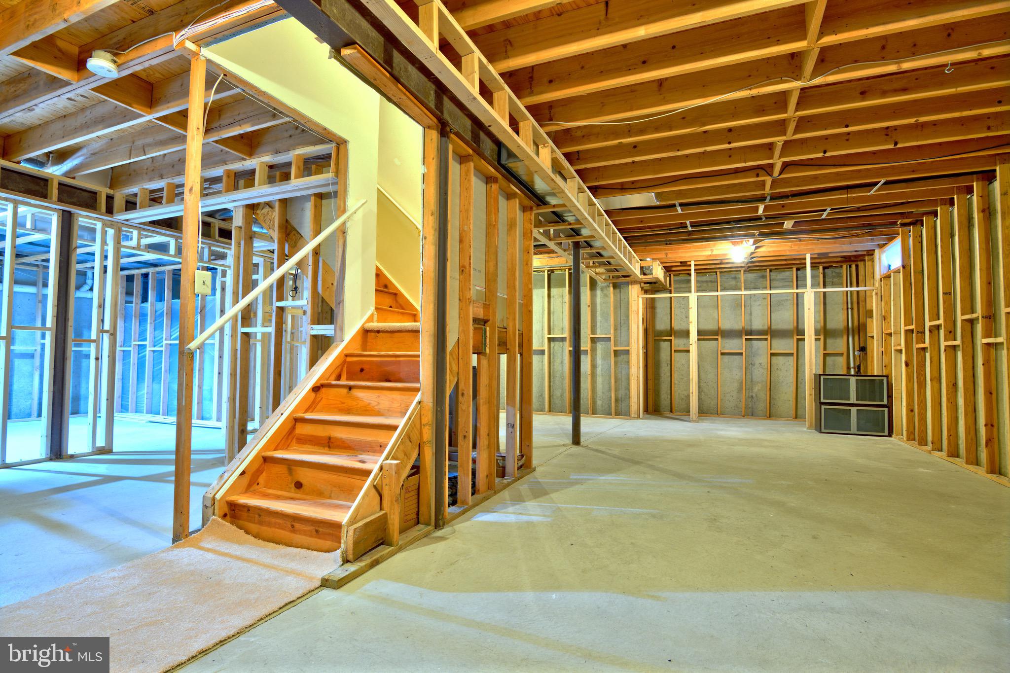 HEATHER LEA - Residential