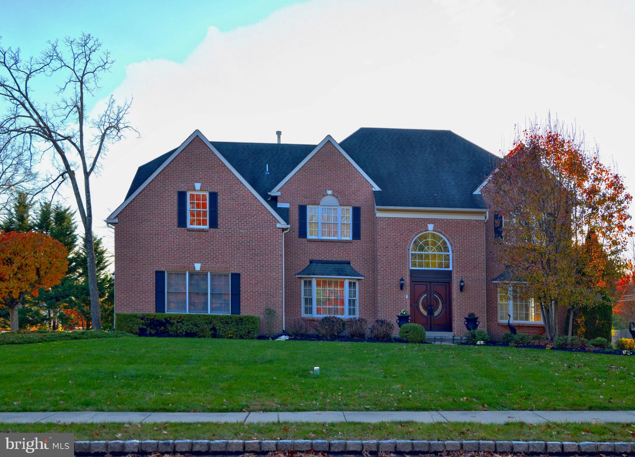 HEATHER LEA - Residential