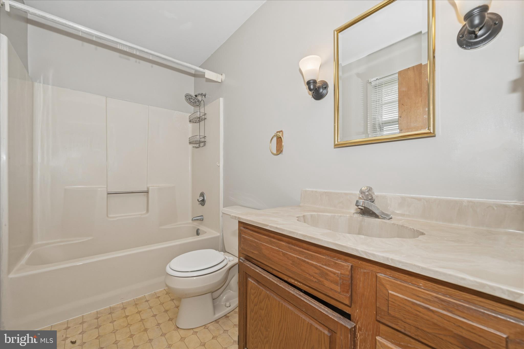 GRAYSTONE HILLS - Residential