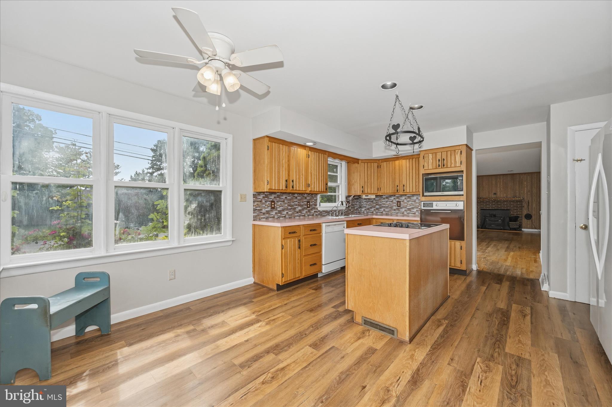 GRAYSTONE HILLS - Residential