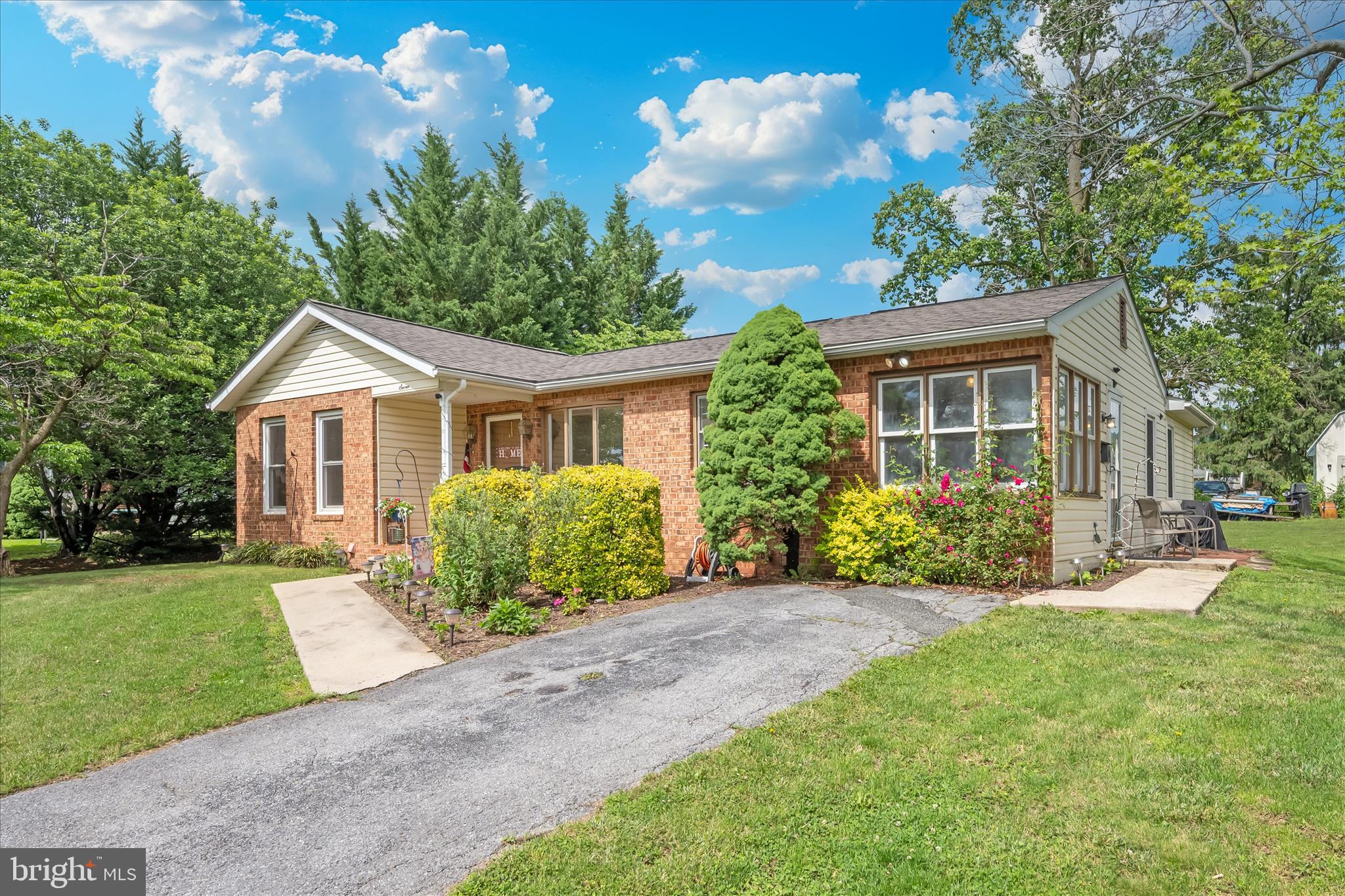 GRAYSTONE HILLS - Residential