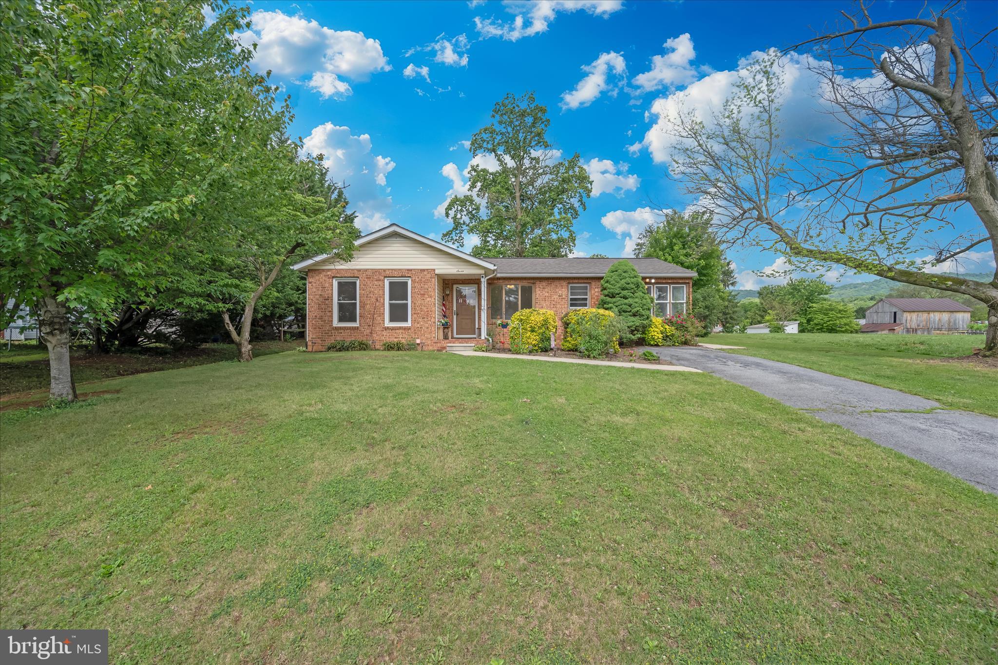 GRAYSTONE HILLS - Residential