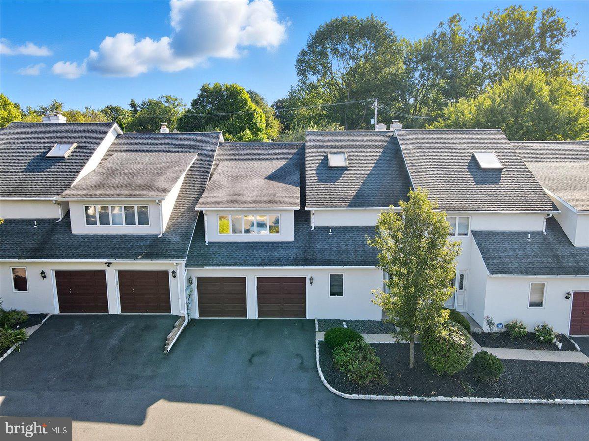 SYCAMORE HILLS - Residential