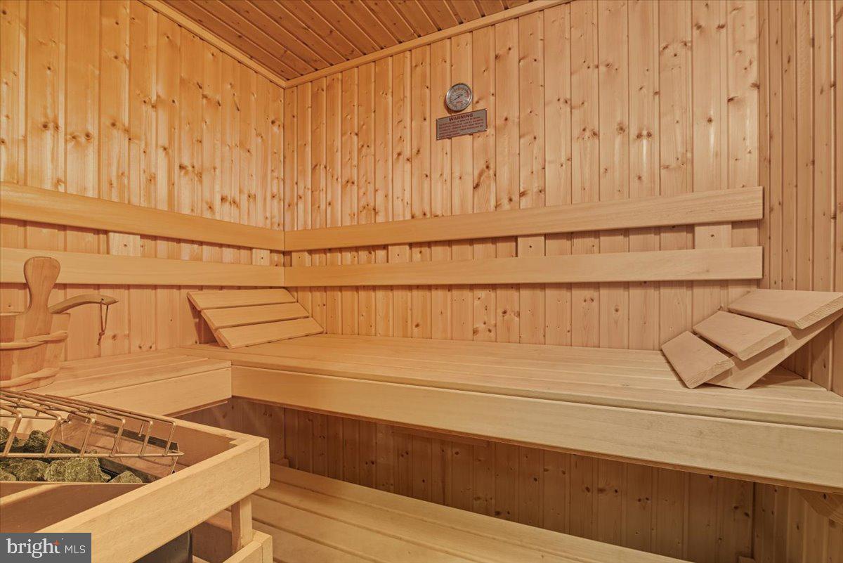 SYCAMORE HILLS - Residential