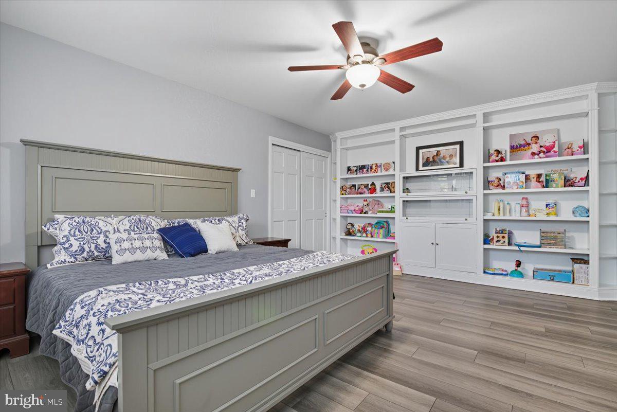 SYCAMORE HILLS - Residential