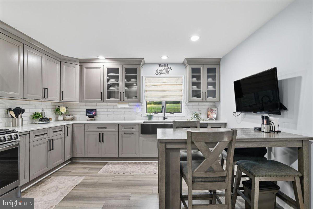 SYCAMORE HILLS - Residential