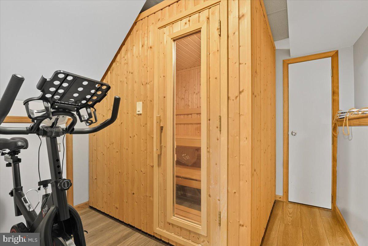 SYCAMORE HILLS - Residential