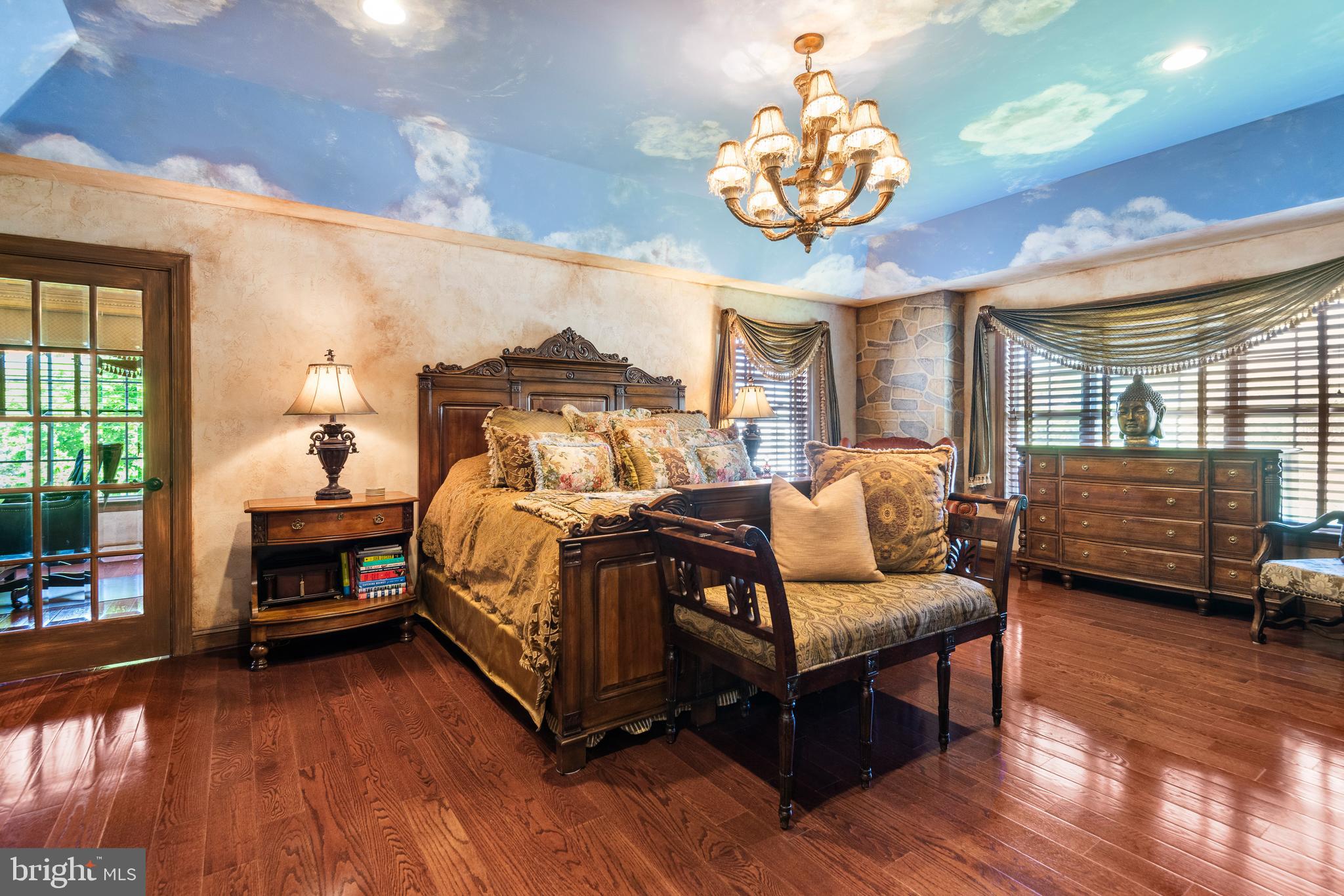 KIMBERTON HUNT - Residential
