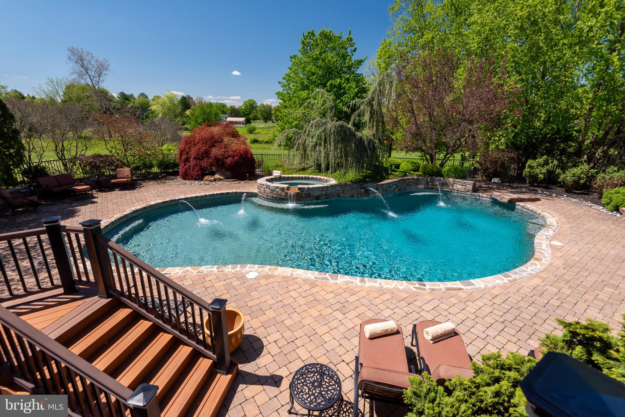 KIMBERTON HUNT - Residential